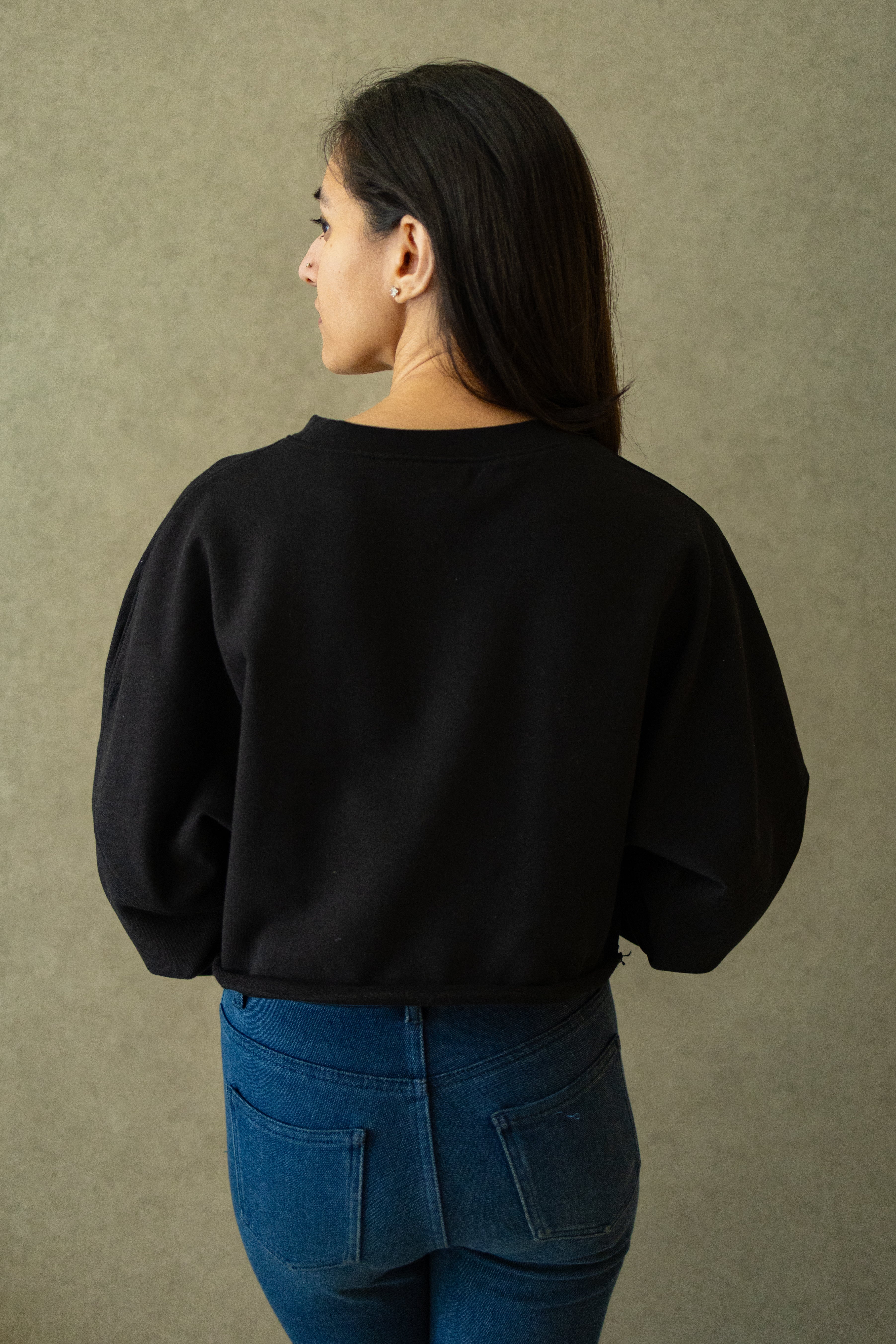 Crop Crew Sweatshirt - Black