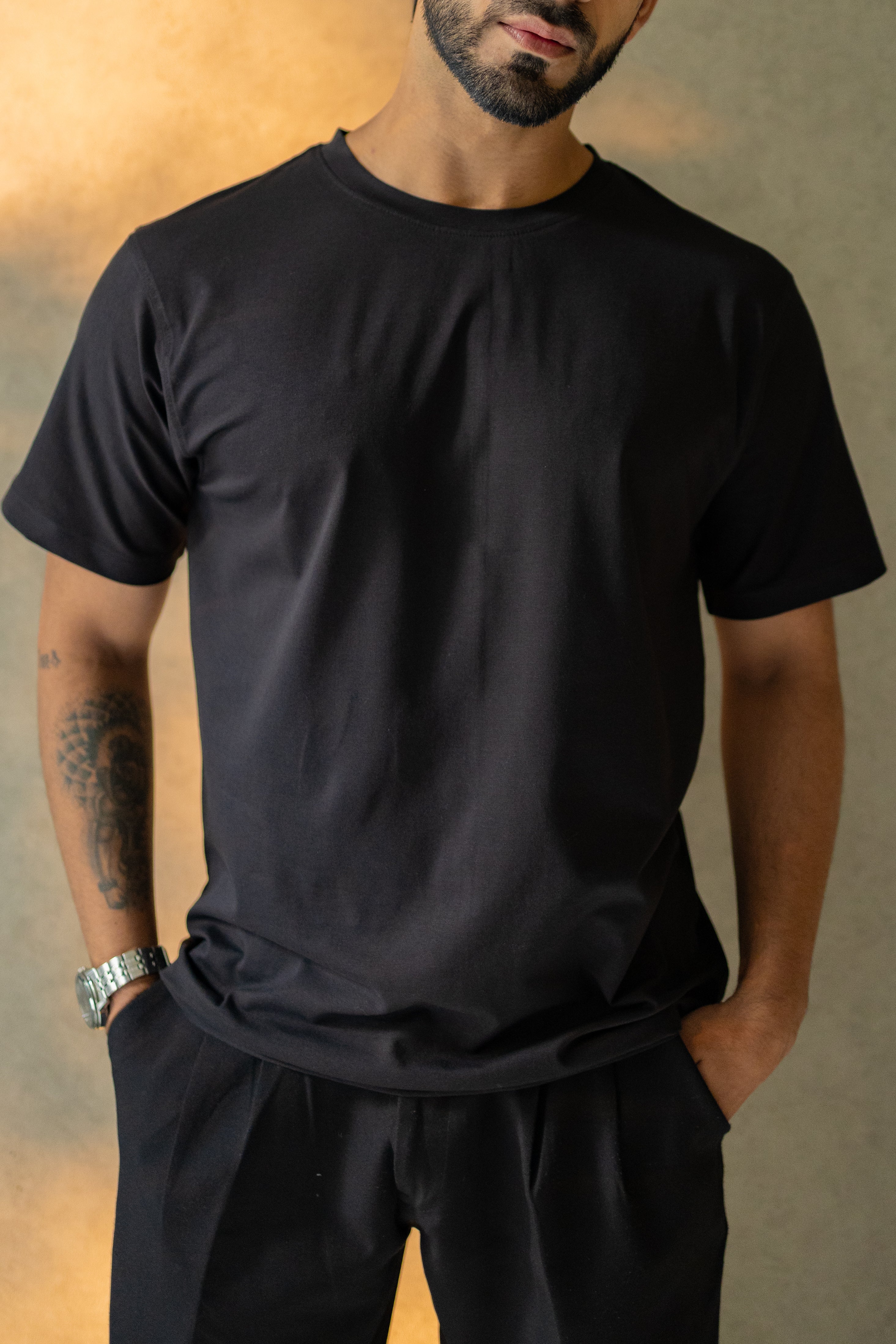 Regular T-Shirt - Black