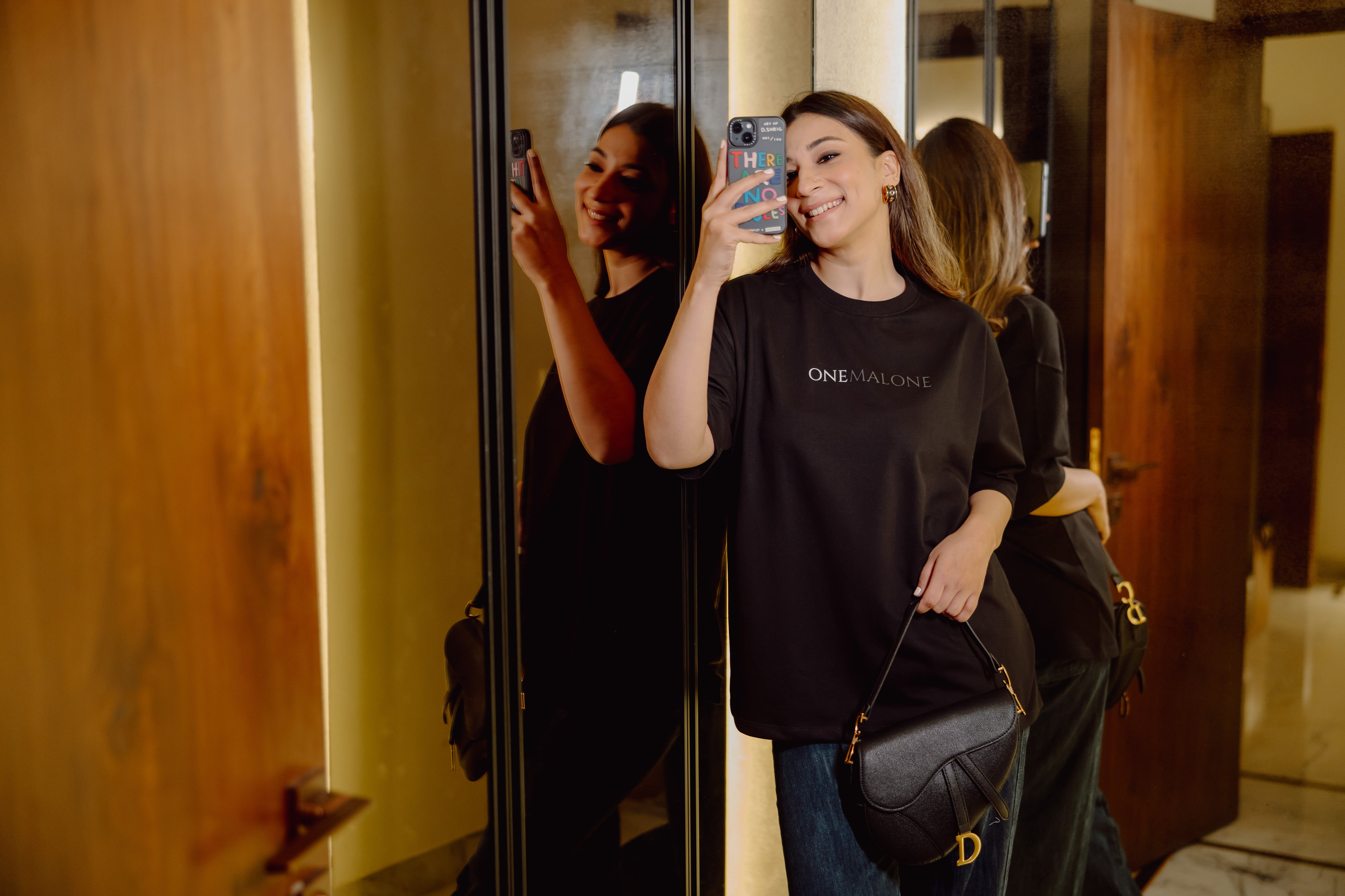 Drop Shoulder Black T-shirt - Women